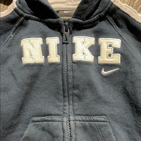 Boys Nike Zip Up Hooded Sweatshirt Sz 12 mth - Picture 2 of 4